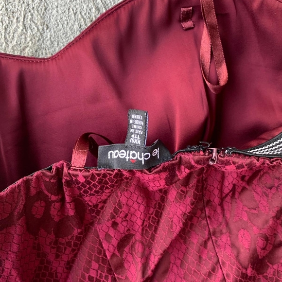 Le Chateau Red Strapless Dress - Picture 8 of 9